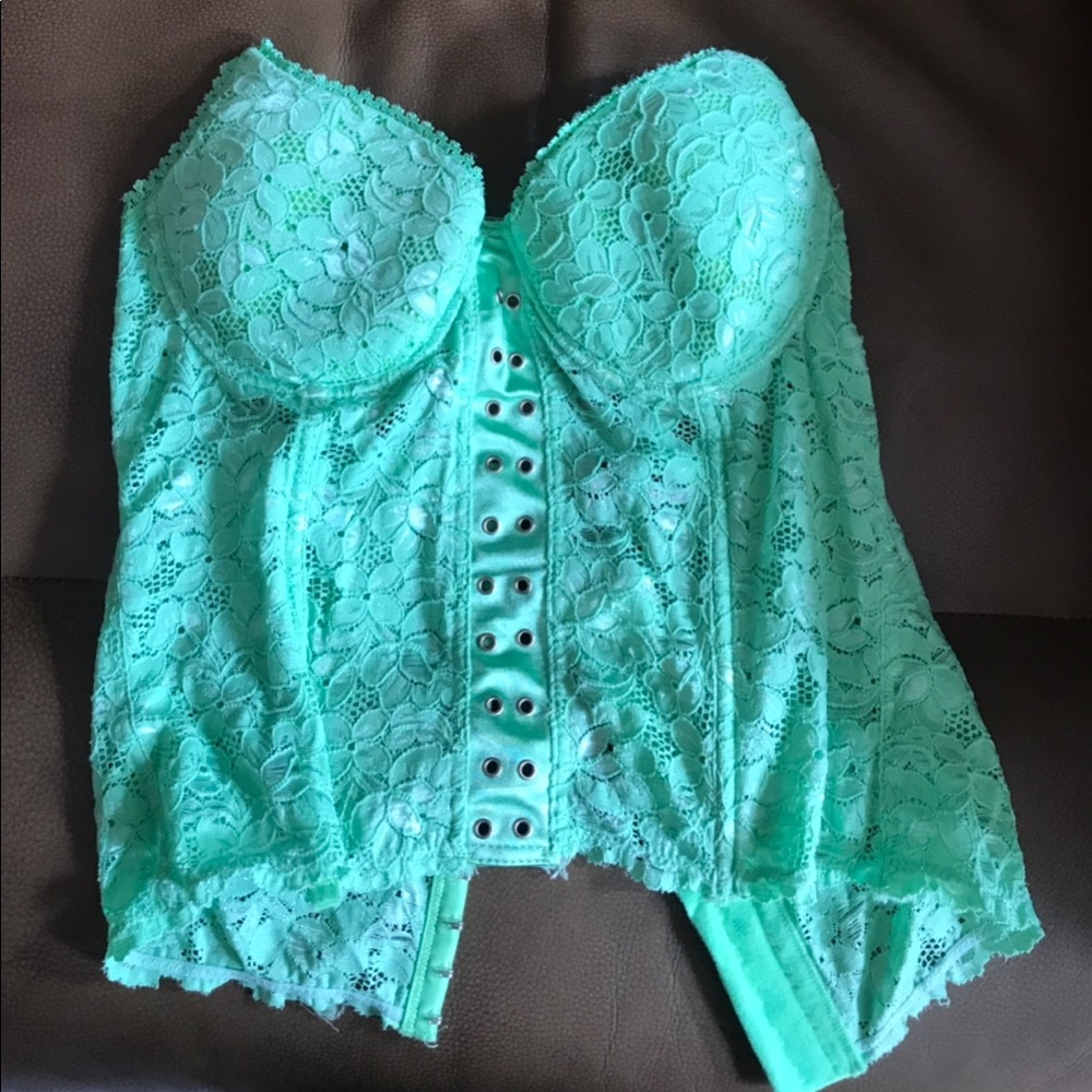 Bra